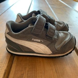 Gray Velcro Puma Sneakers - Toddler size 6